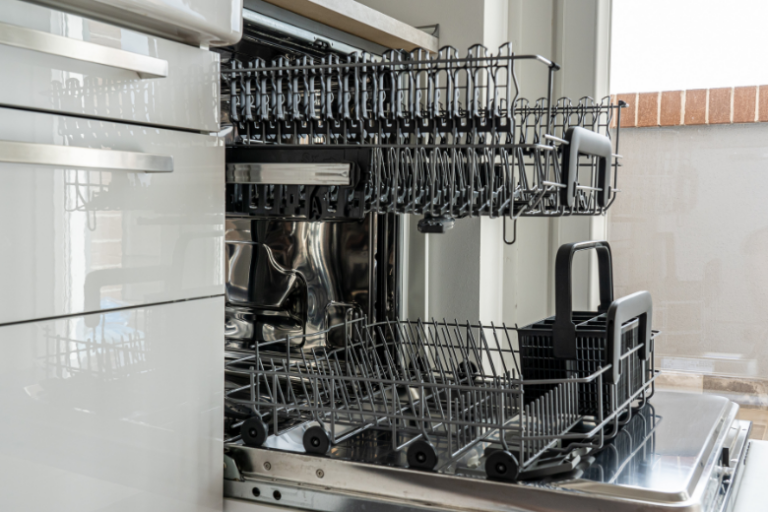 Why you should never open the dishwasher right after it’s done