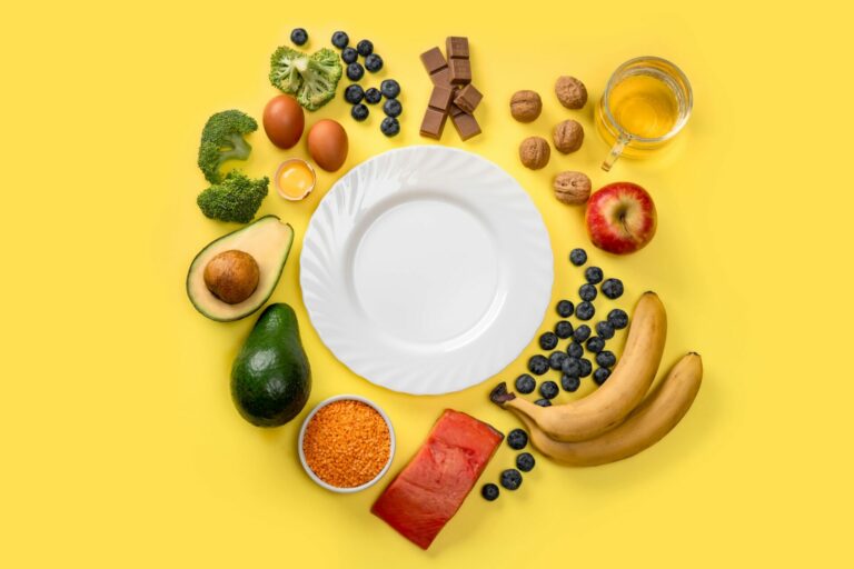5 Tips for Eating Mindfully: How to Cultivate Awareness and Enjoyment in Every Bite